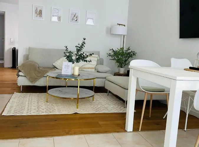 Seeschilf In * Friedrichshafen